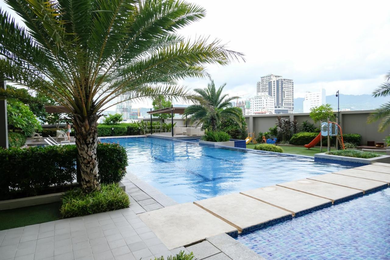 Ezeniel'S Place At Horizons 101 Condominium Cebu Luaran gambar