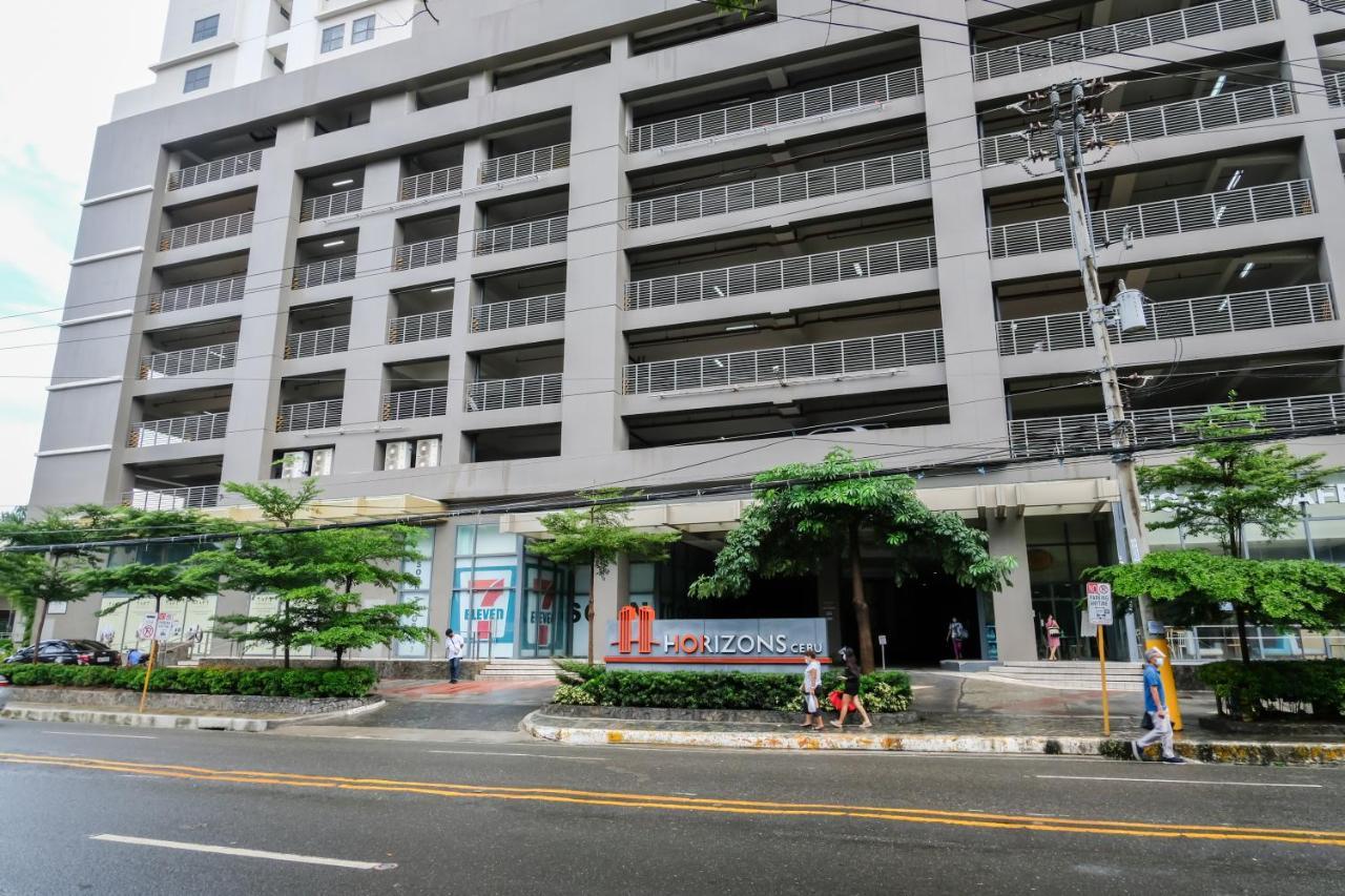 Ezeniel'S Place At Horizons 101 Condominium Cebu Luaran gambar