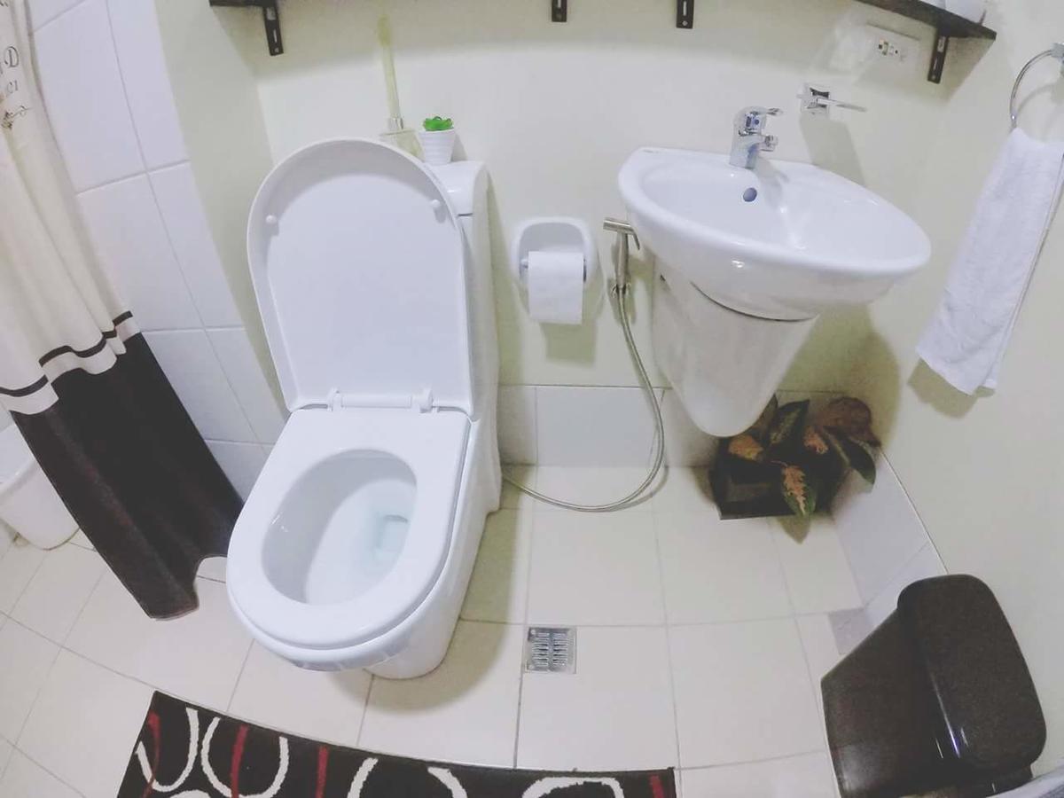 Ezeniel'S Place At Horizons 101 Condominium Cebu Luaran gambar